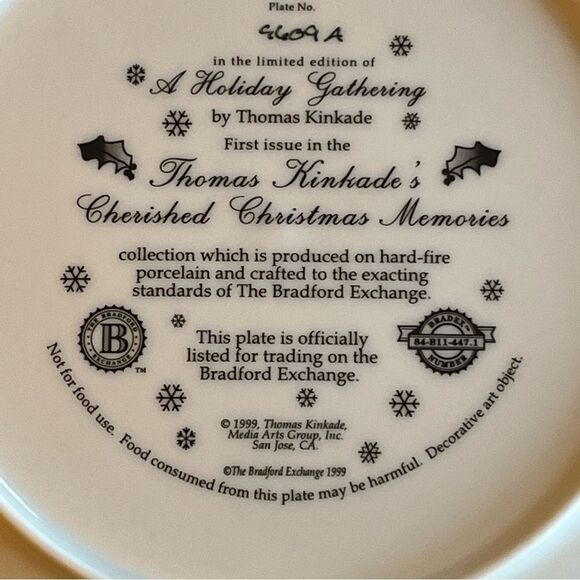 Thomas Kinkade Vintage ‘A Holiday Gathering’ Decorative Plate - Picture 4 of 5